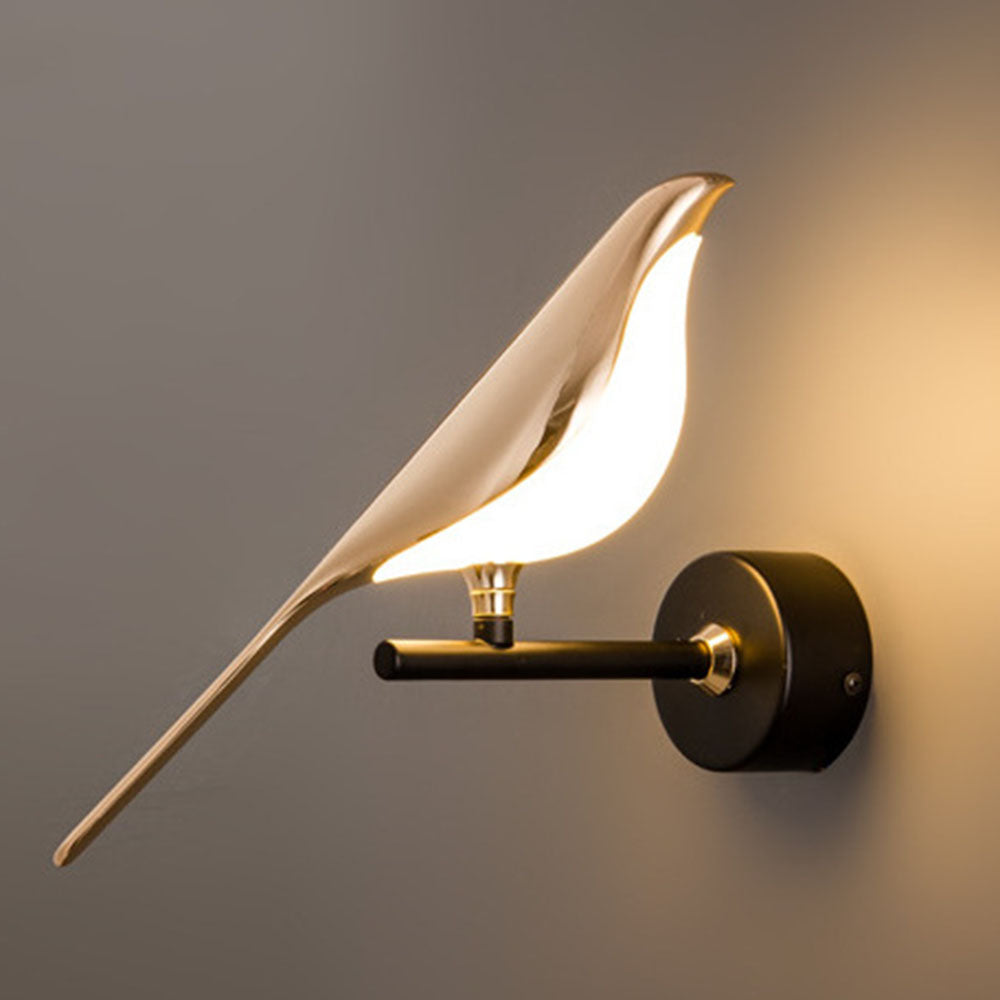 Bird Wall Lamp mit goldfarbenem Körper